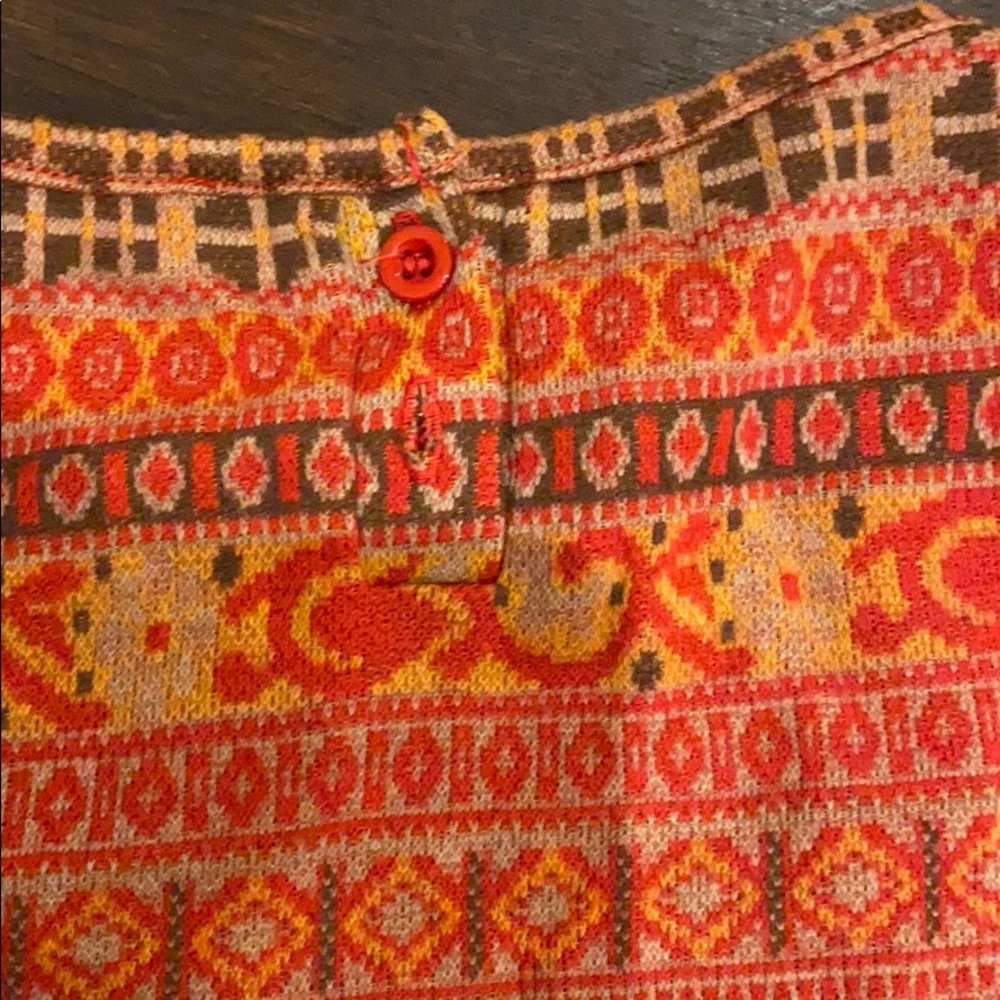 Top - Picture 5 of 7